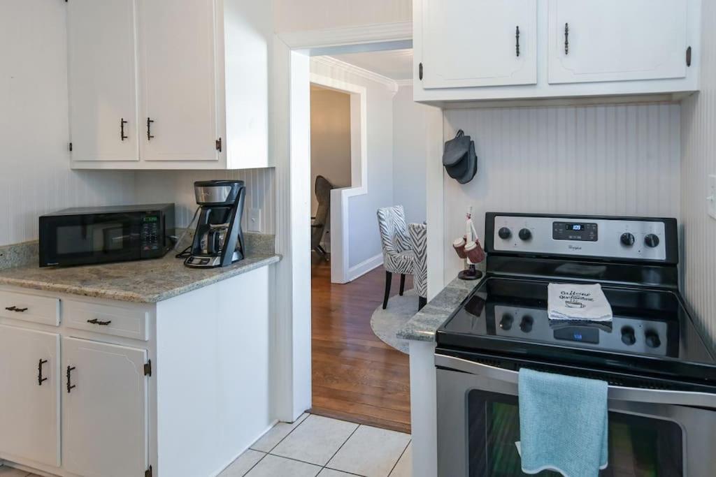Peaceful Home In Downtown Huntsville With Nice Back Patio! Экстерьер фото