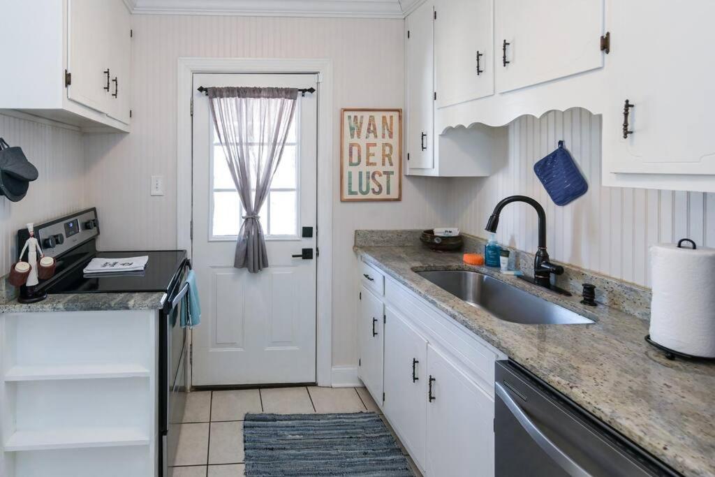 Peaceful Home In Downtown Huntsville With Nice Back Patio! Экстерьер фото